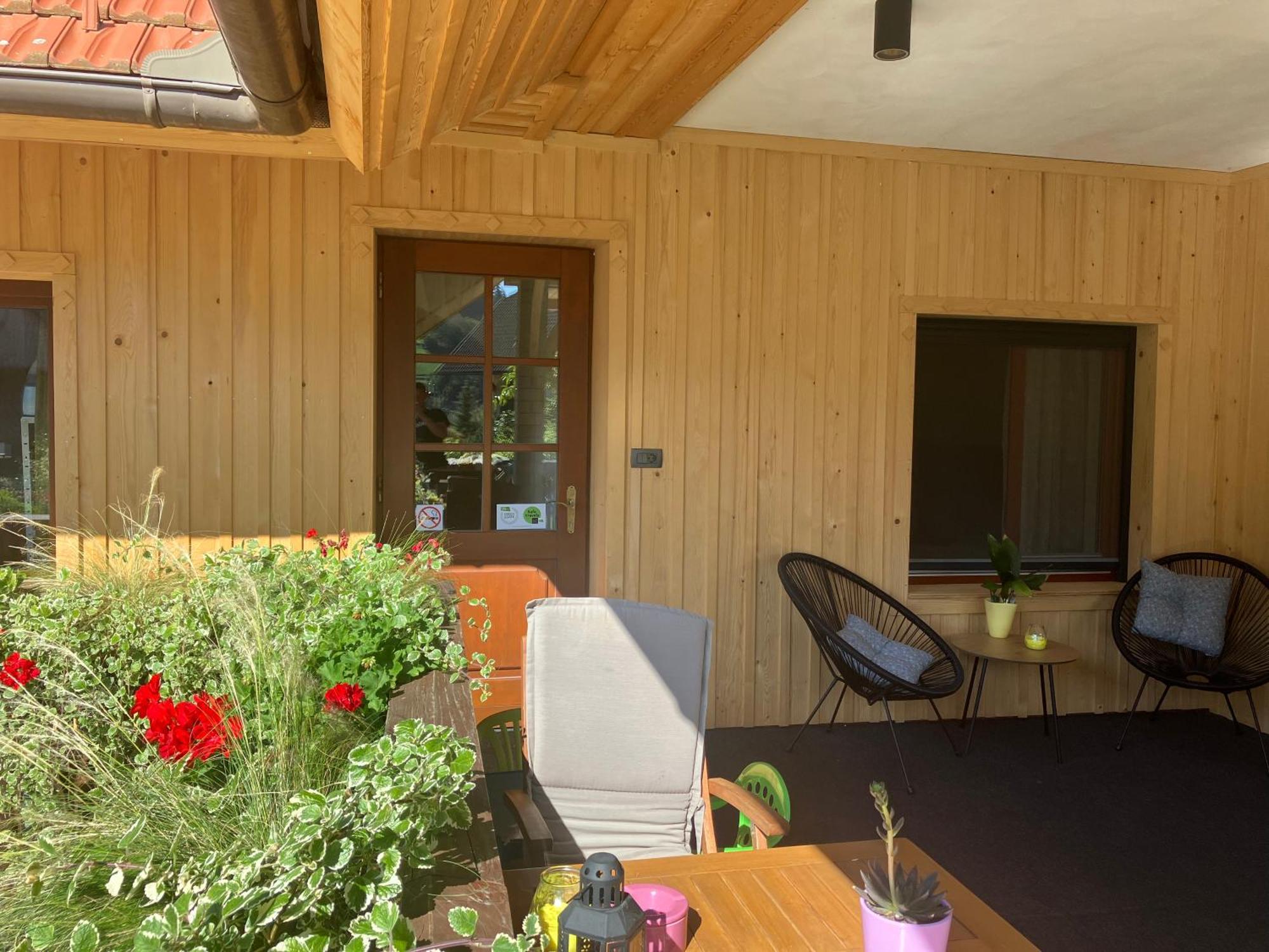 Gorenja Vas  Apartments Pri Bostjanovcu מראה חיצוני תמונה