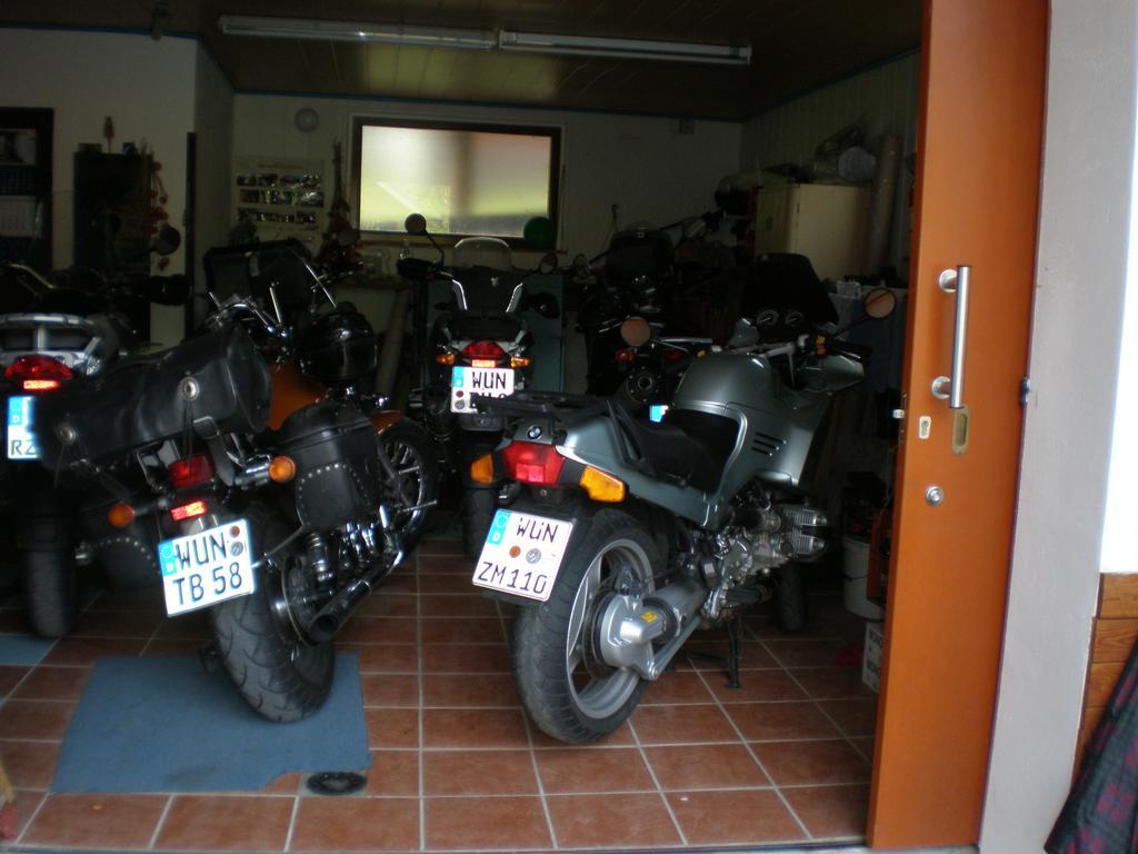 Gorenja Vas  Apartments Pri Bostjanovcu מראה חיצוני תמונה