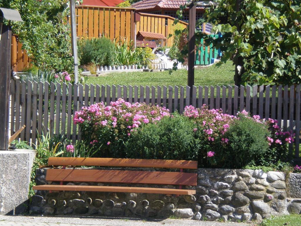 Gorenja Vas  Apartments Pri Bostjanovcu מראה חיצוני תמונה